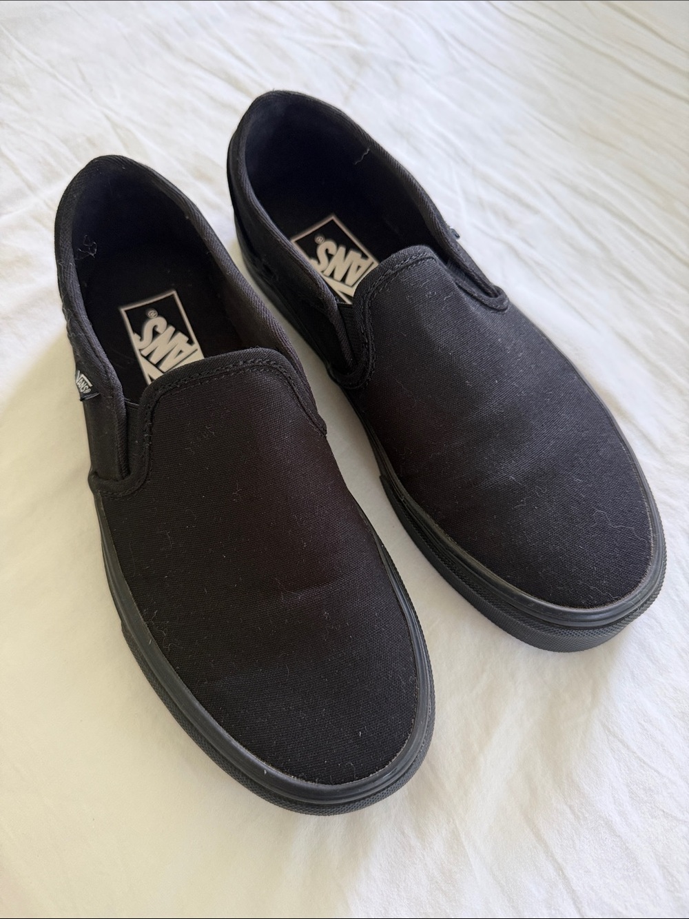 Vans Women’s Classic Slip-On - Black size 7.5